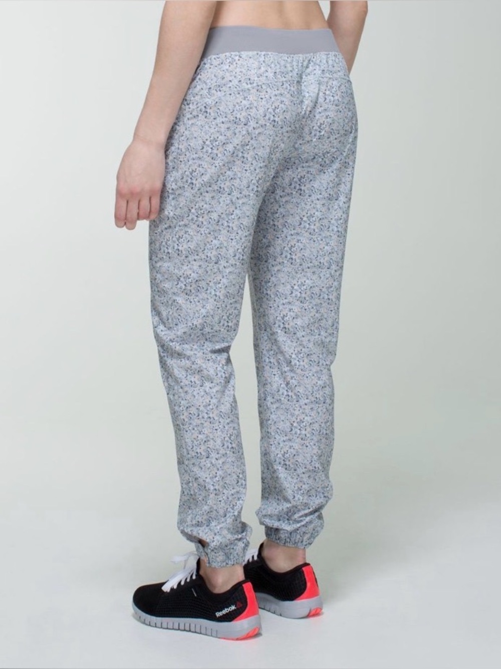 Lululemon Bring Back The Track Pant
Petite Fleur Silver Spoon floral joggers - Picture 2 of 11